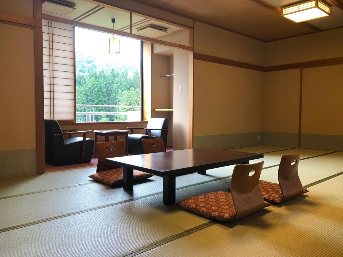 Hotel Yumoto Uonuma المظهر الخارجي الصورة